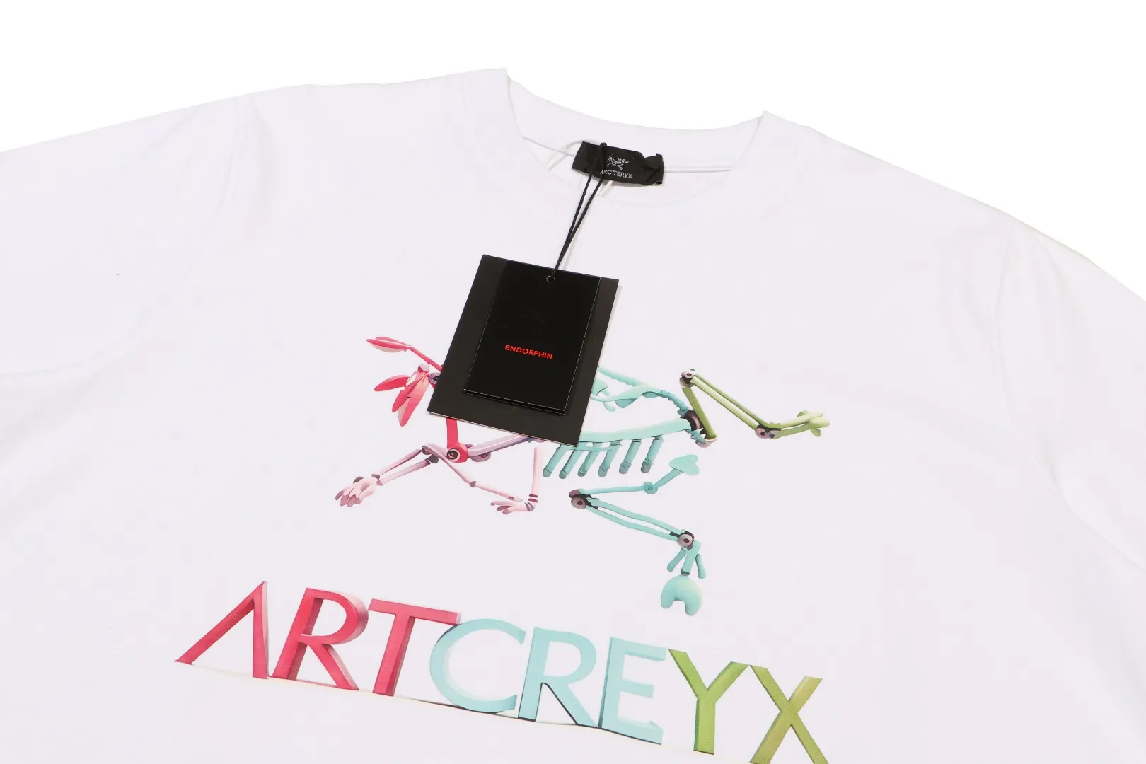 Quality《Arc’teryx~ 》2024New Arrival T , Versatile Quality ‼ 32 G ‼ T 🤪 Sizes：S-M-L-XL-2XL ：Black White、 Same Style